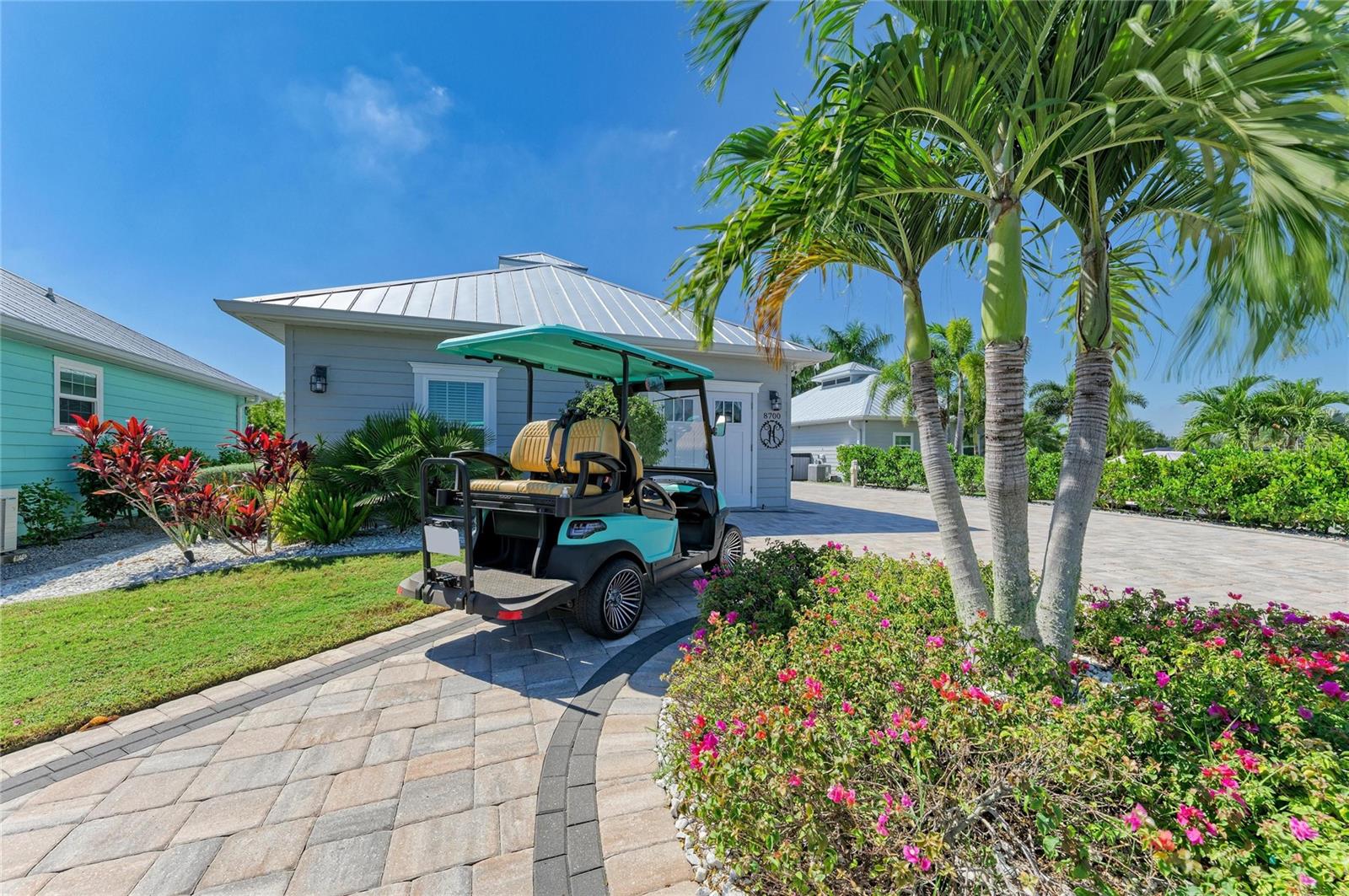 THORNTON CRK MOTORCOACH RESIDENCE - Residential