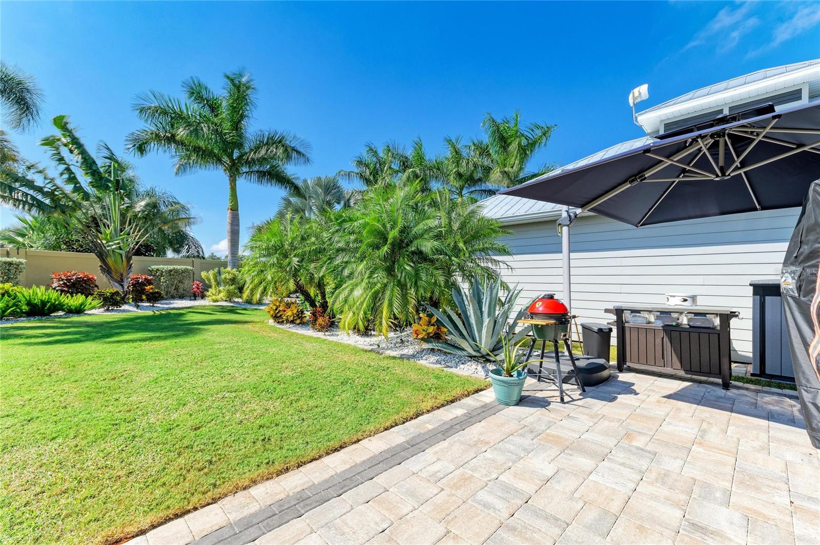 THORNTON CRK MOTORCOACH RESIDENCE - Residential