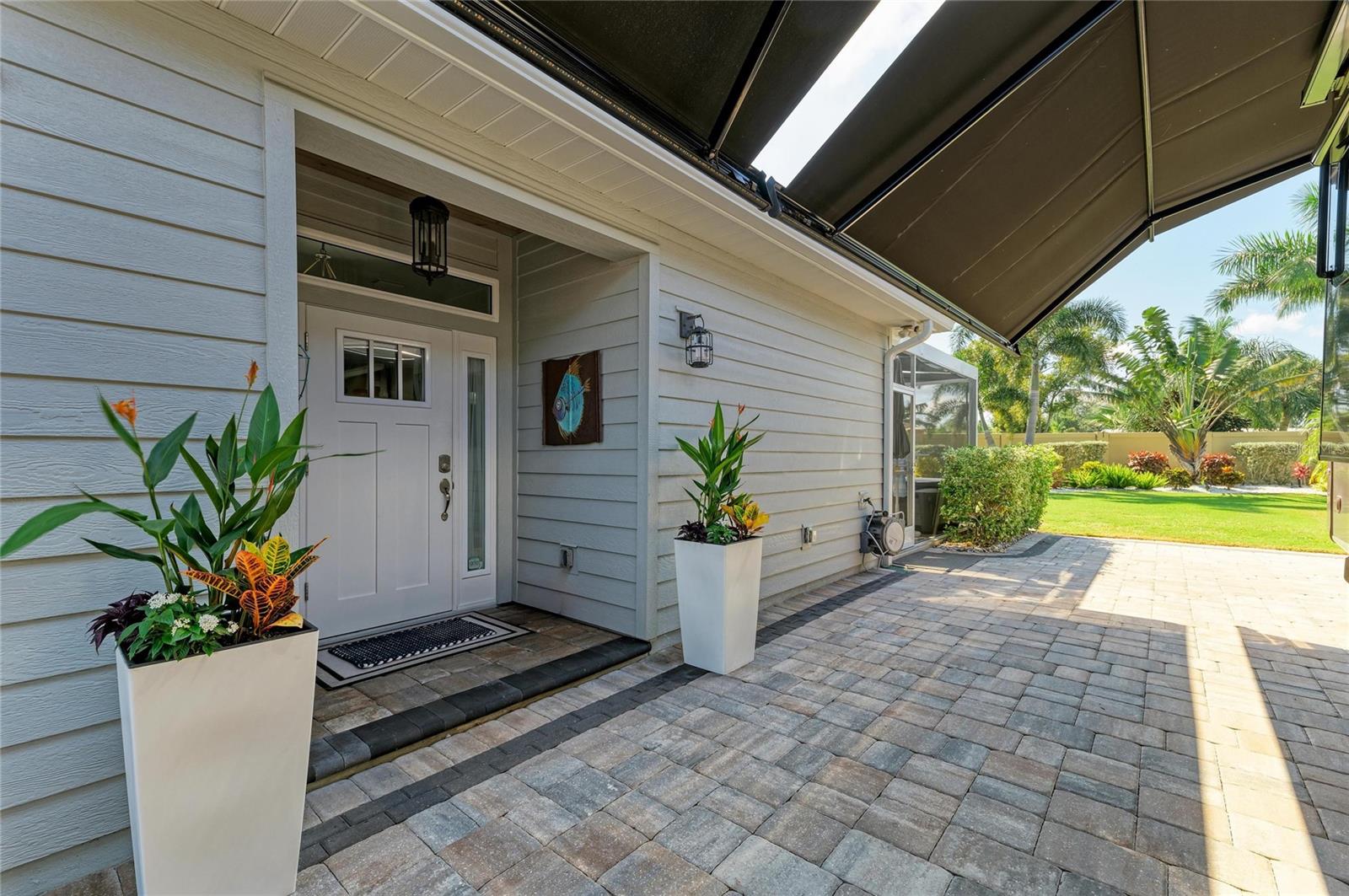 THORNTON CRK MOTORCOACH RESIDENCE - Residential