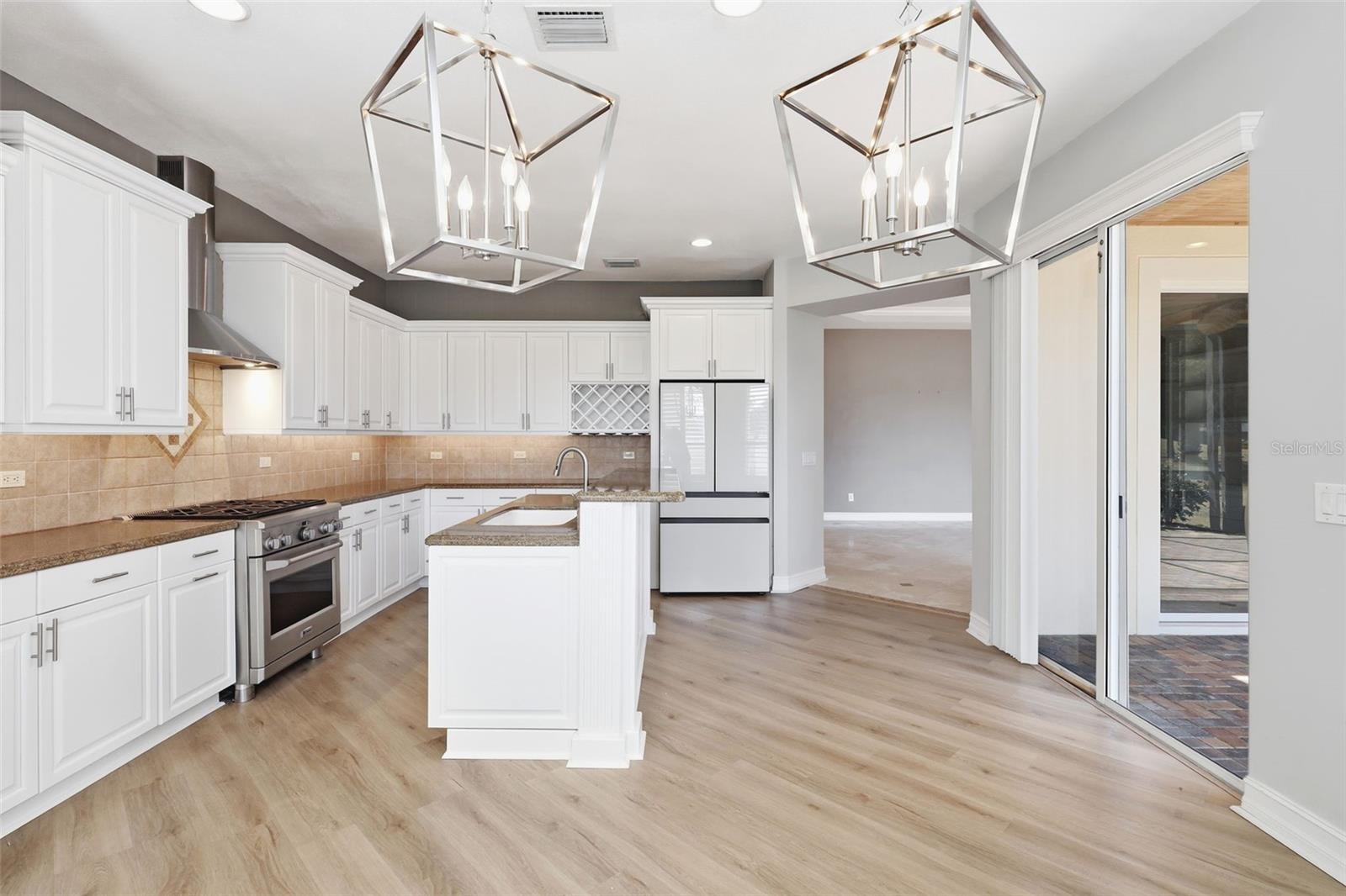 VICTORIA PARK SOUTHWEST INCREMENT - Residential Lease