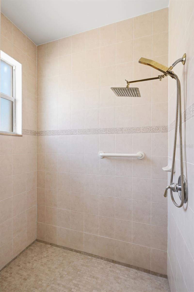 VICTORIA PARK SOUTHWEST INCREMENT - Residential Lease