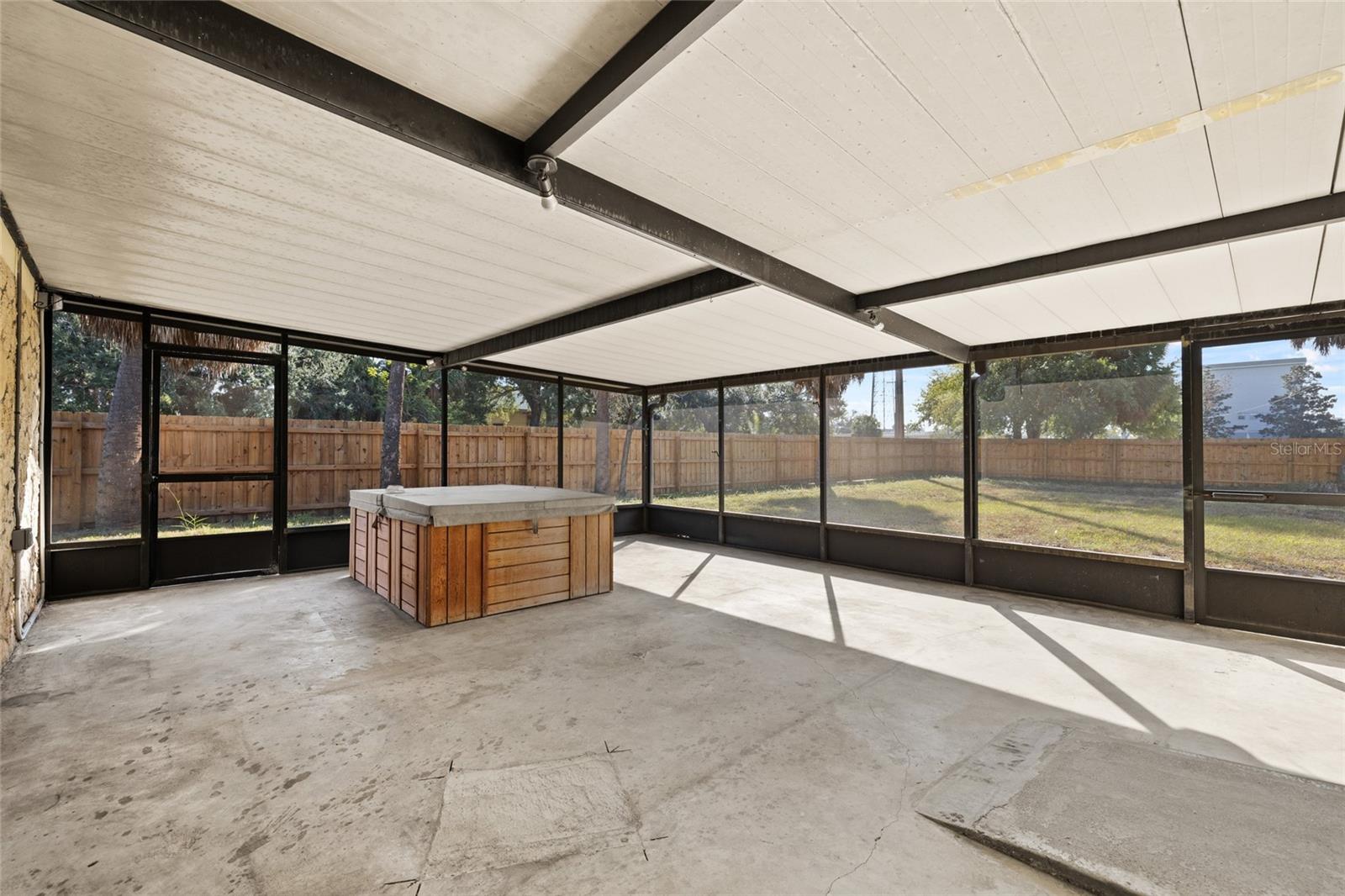 GANDY CITY 5 - Residential