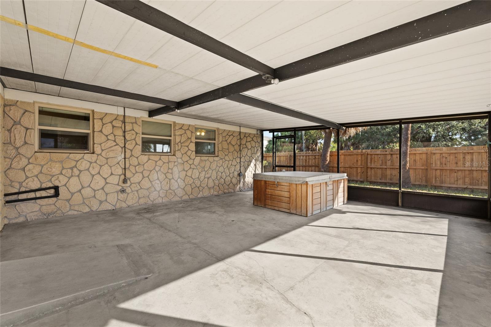 GANDY CITY 5 - Residential