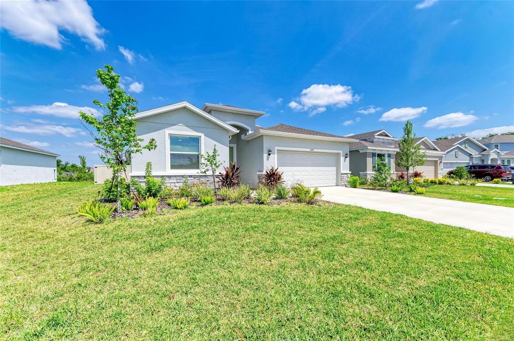 Photo of 16109 6th Avenue E, Bradenton, FL 34212 (MLS # A4673369)