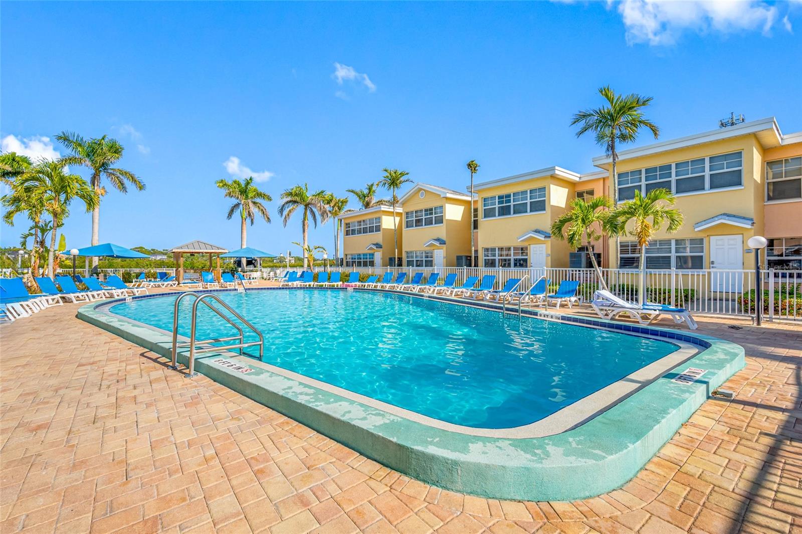 BAREFOOT BEACH RESORT OF INDIAN SHORES - Residential