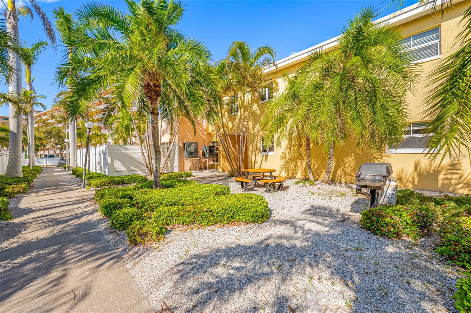 19417 GULF BOULEVARD B-210