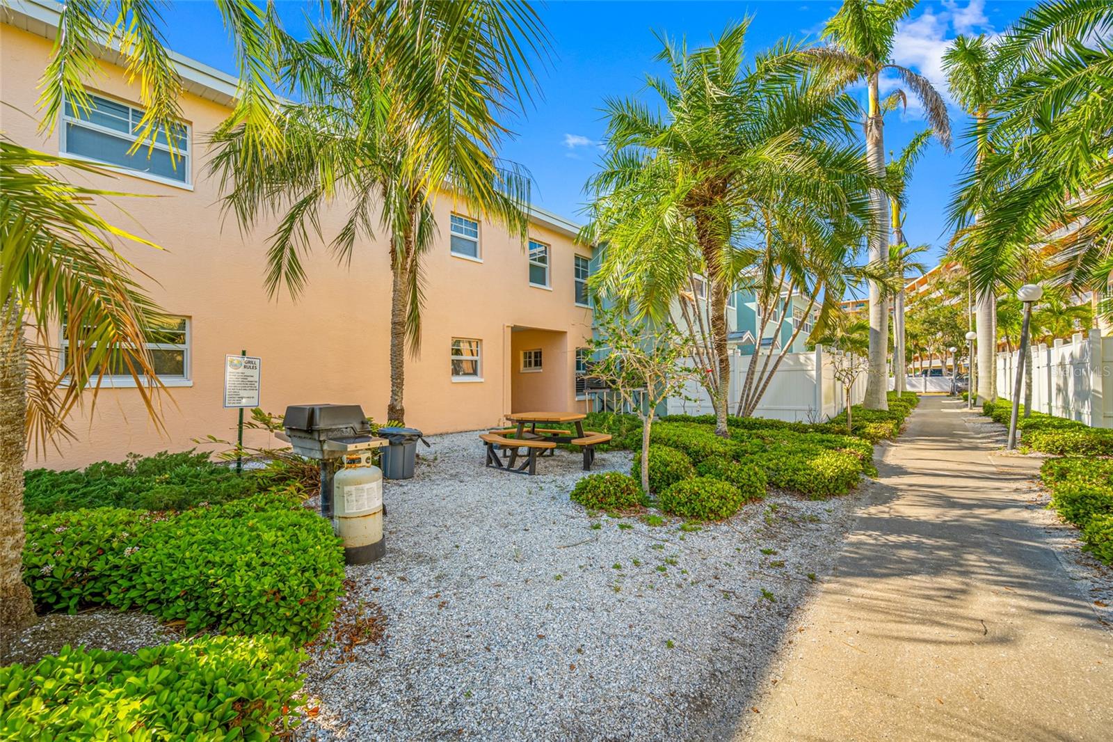 19417 GULF BOULEVARD B-210