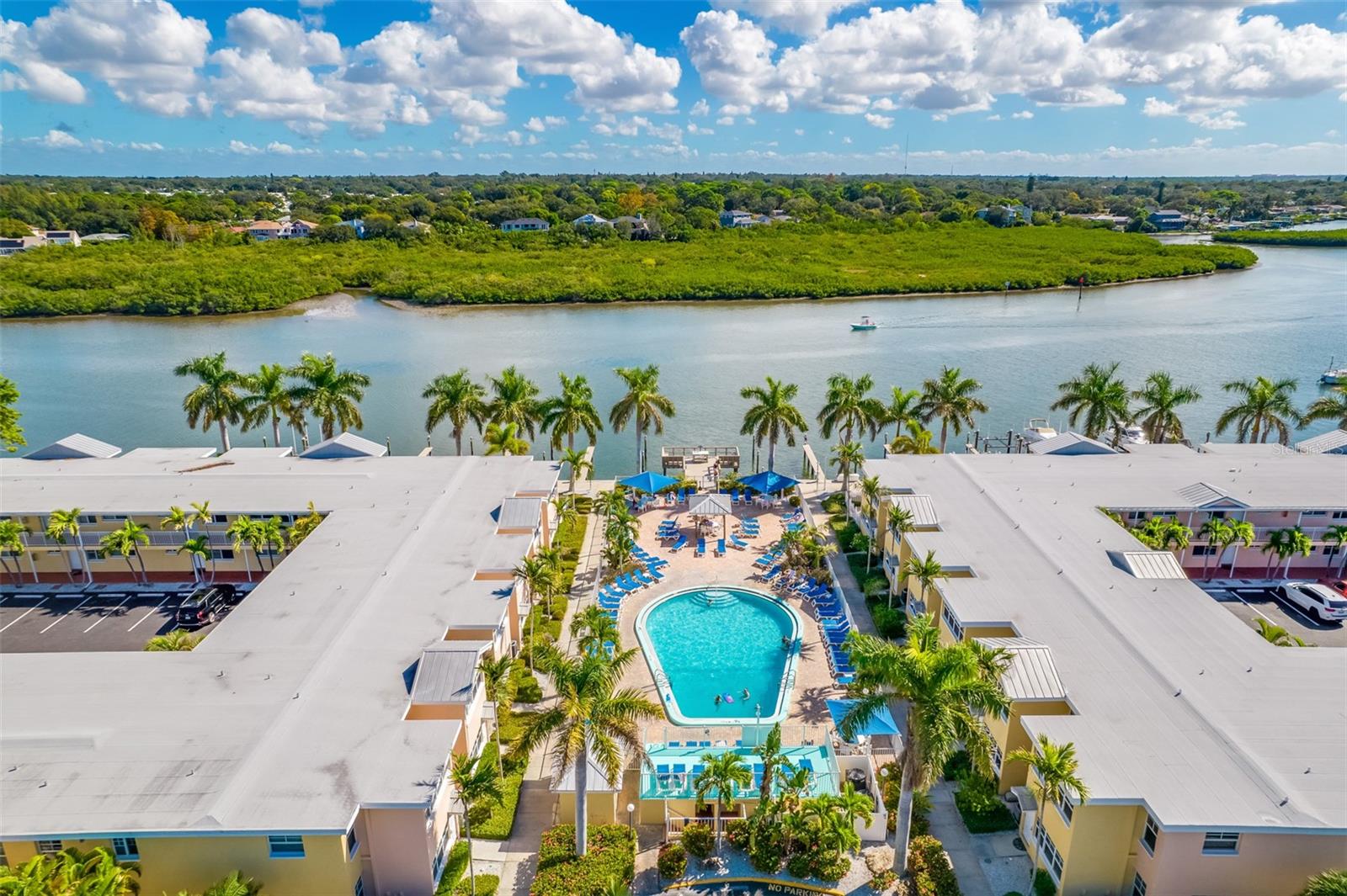 BAREFOOT BEACH RESORT OF INDIAN SHORES - Residential