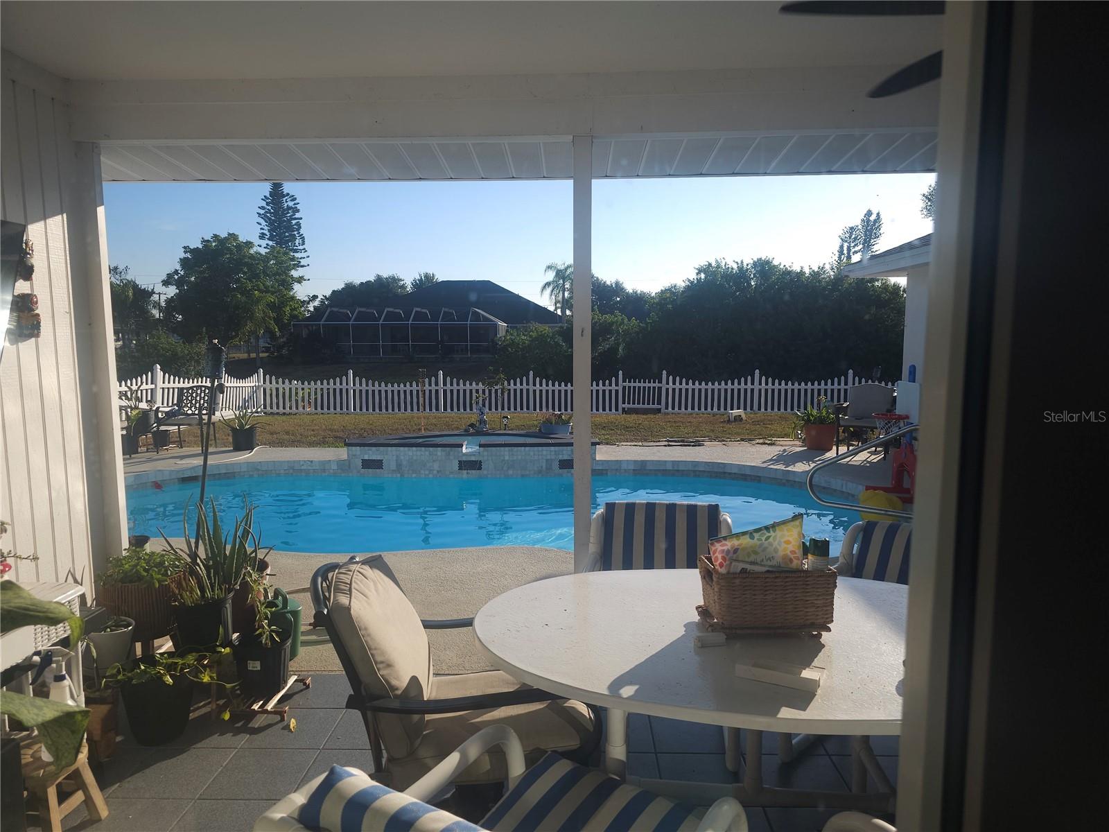 ROTONDA WEST PEBBLE BEACH - Residential
