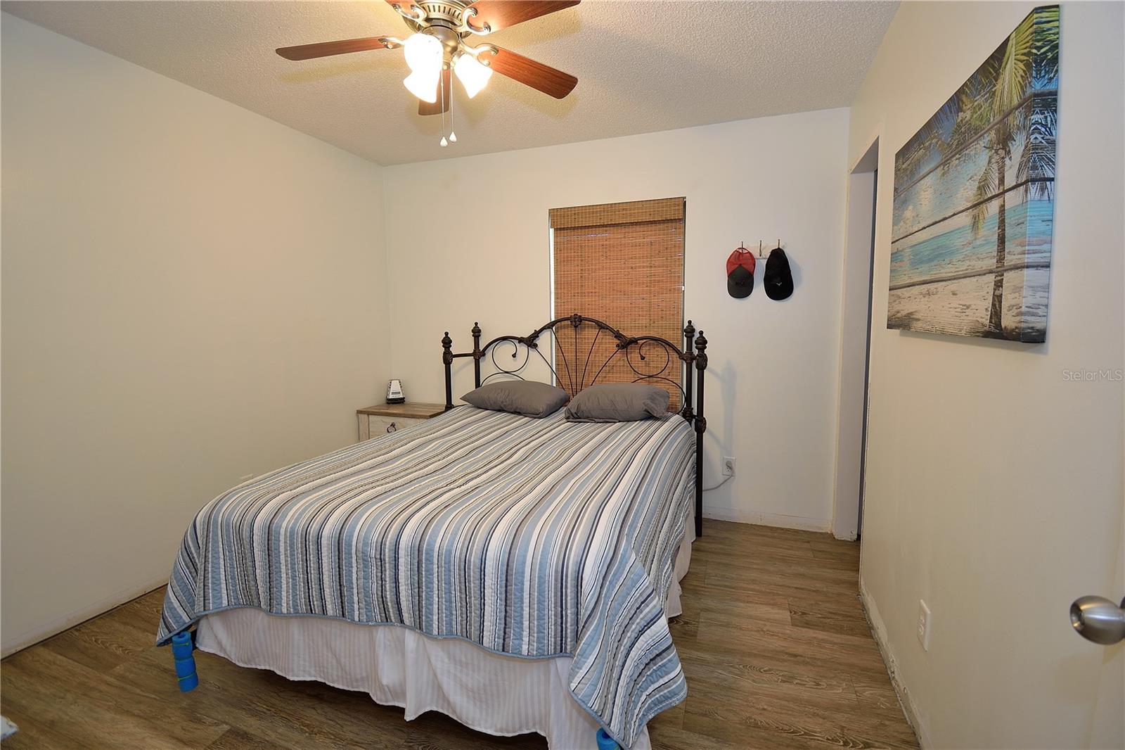 FOX LAKE MANOR SEC 01 - Residential