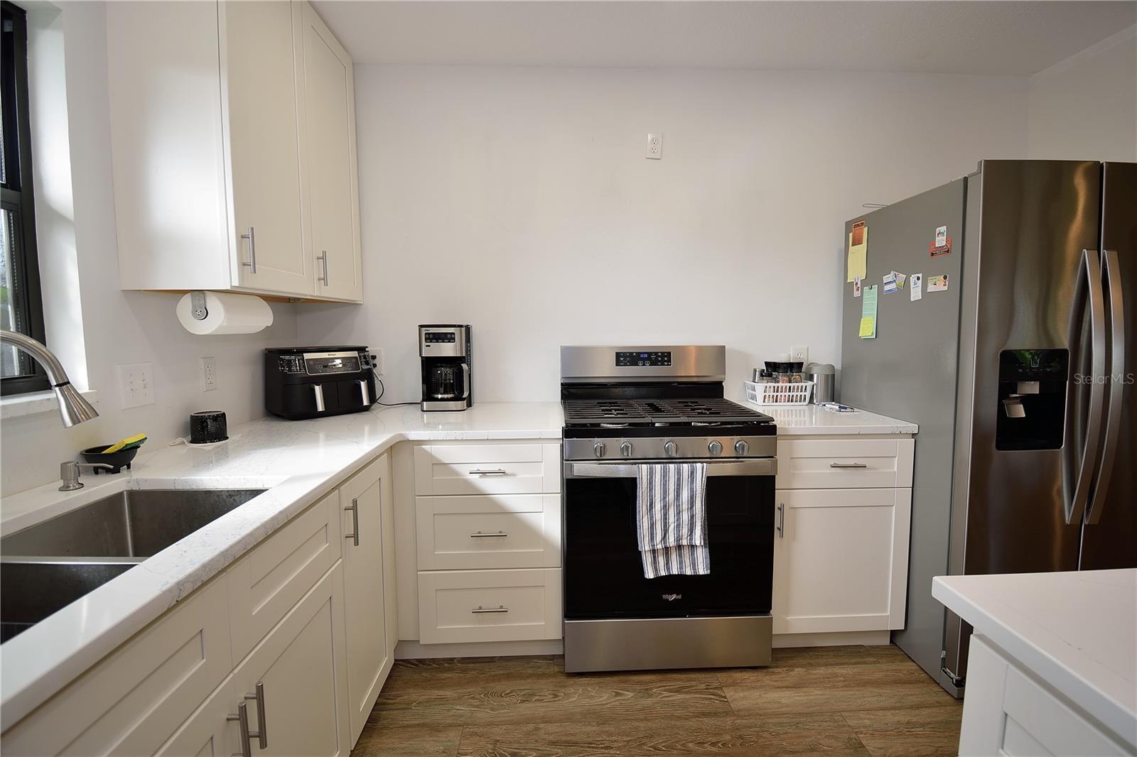 FOX LAKE MANOR SEC 01 - Residential