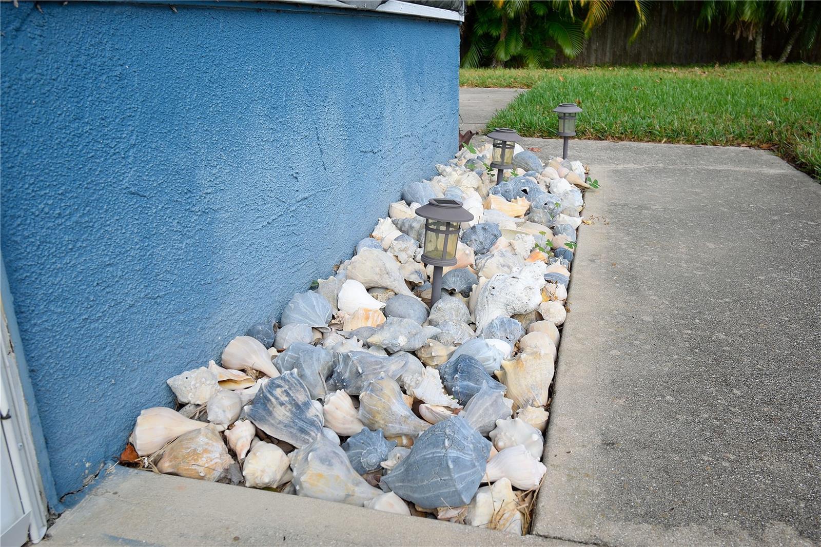 FOX LAKE MANOR SEC 01 - Residential