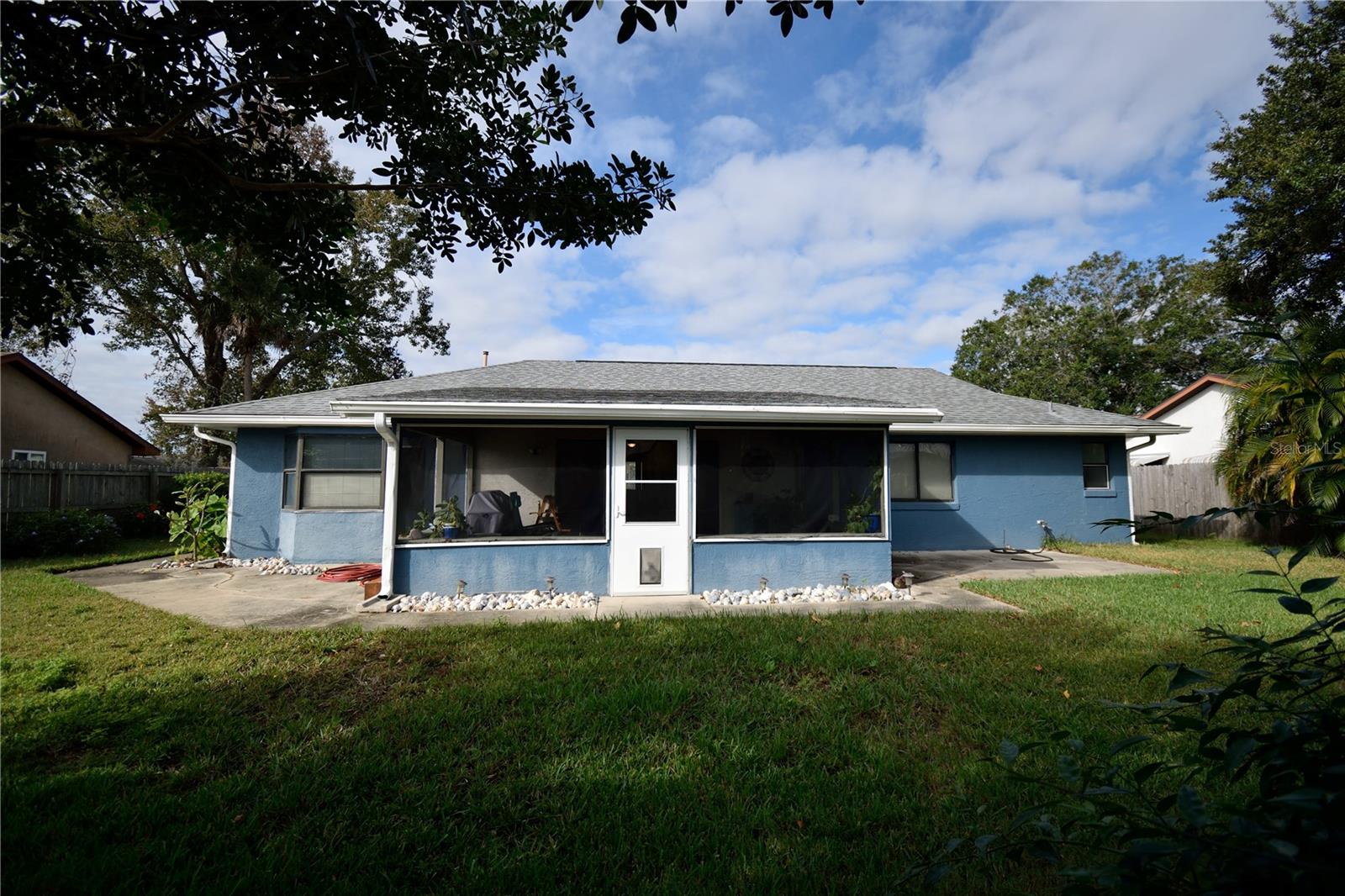 FOX LAKE MANOR SEC 01 - Residential