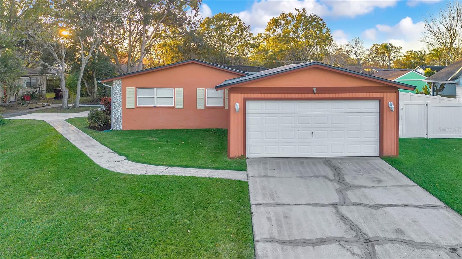 ST CLOUD 2ND TOWN OF - Residential Income