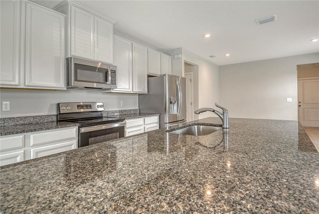 Photo of 10425 High Noon Trail, Parrish, FL 34219 (MLS # A4674170)