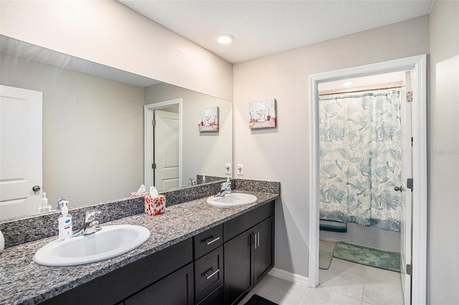 TOUCHSTONE PH 5 - Residential