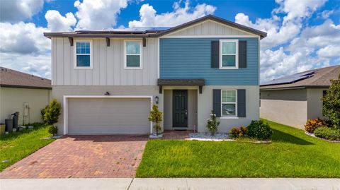 A home in WINTER HAVEN