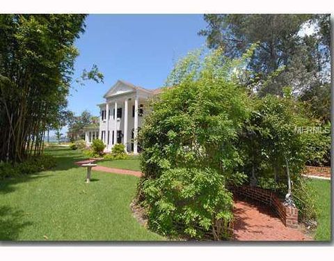 A home in SARASOTA