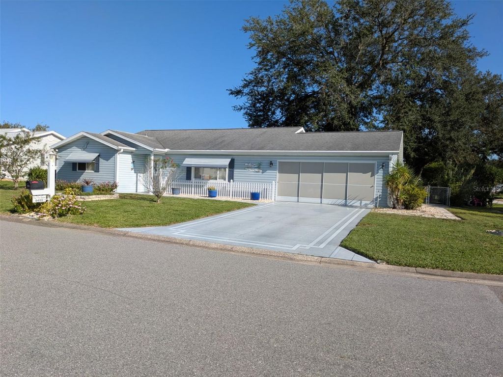 Photo of 9499 SE 174th Loop, Summerfield, FL 34491 (MLS # G5097972)