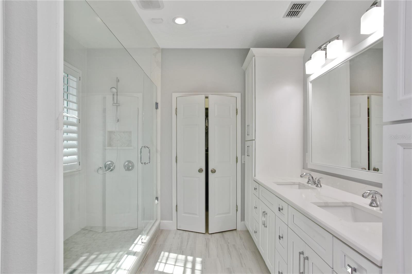 KEENES POINTE - Residential