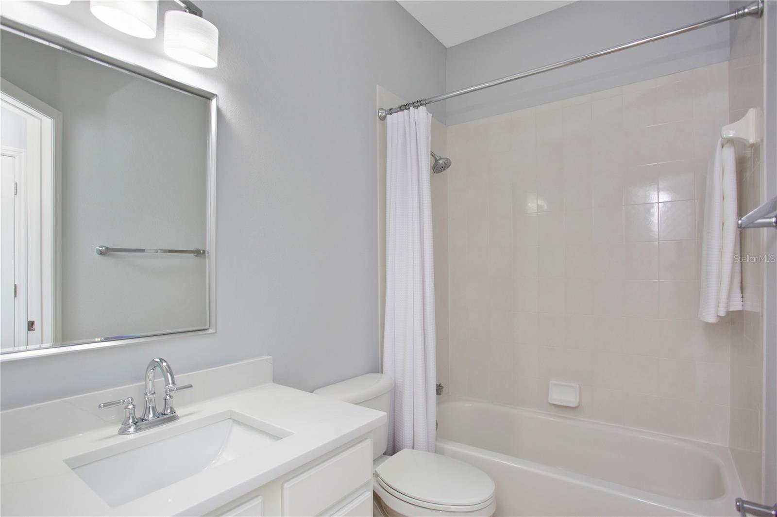 KEENES POINTE - Residential