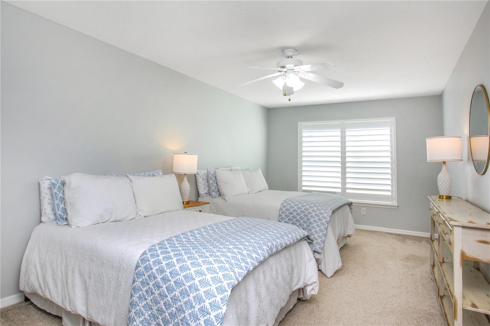 KEENES POINTE - Residential