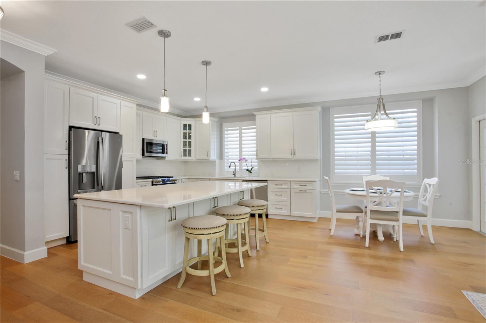 KEENES POINTE - Residential