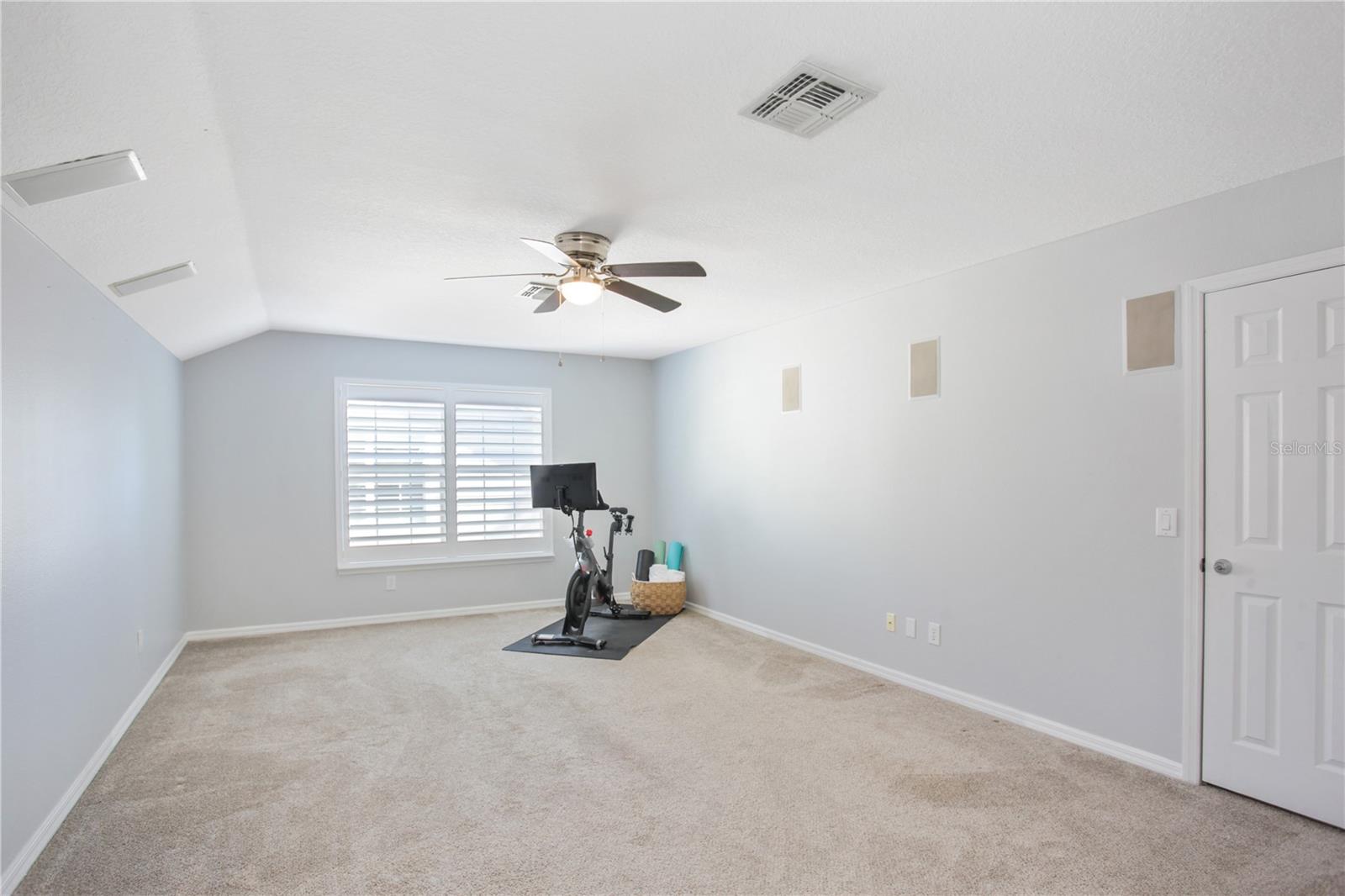 KEENES POINTE - Residential