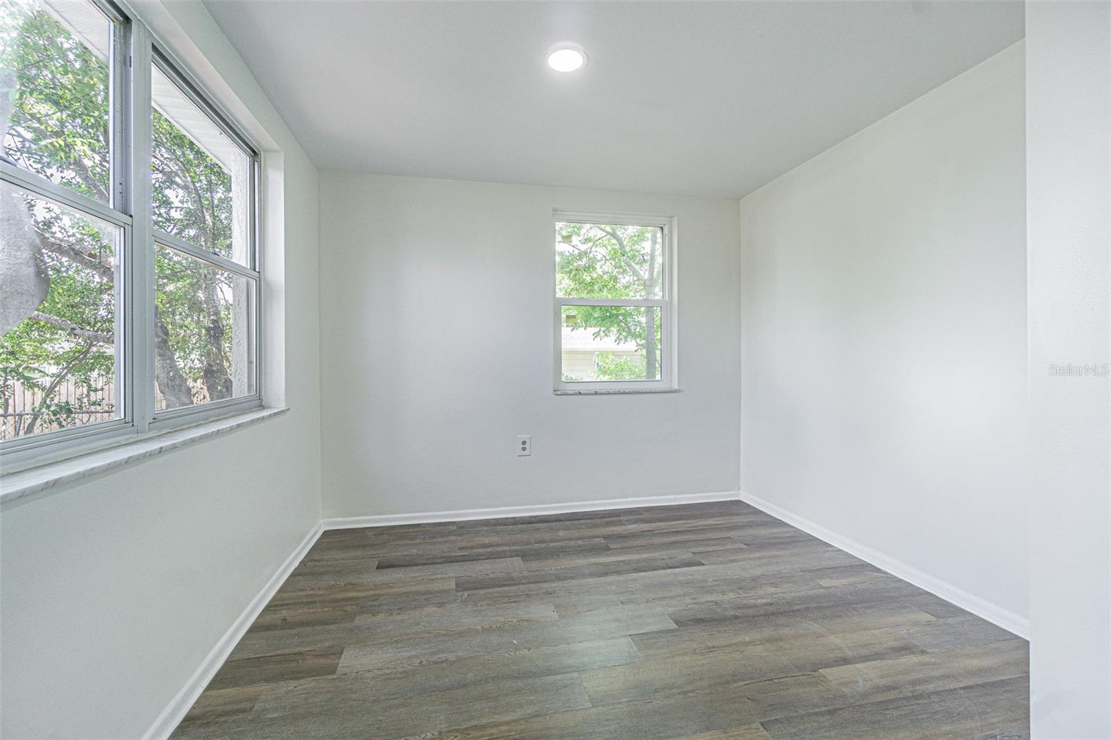 TANGLEWOOD TERRACE - Residential