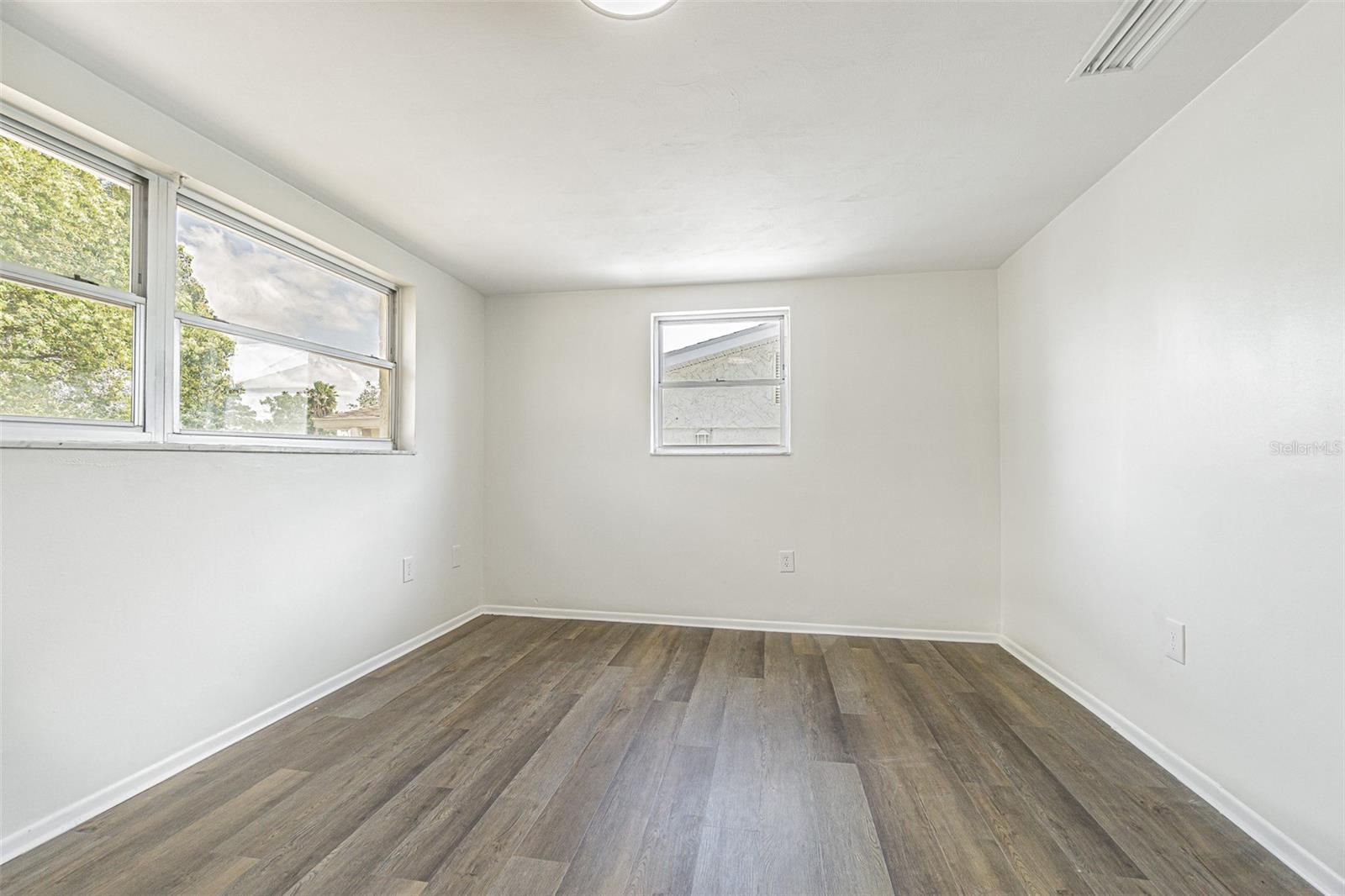 TANGLEWOOD TERRACE - Residential