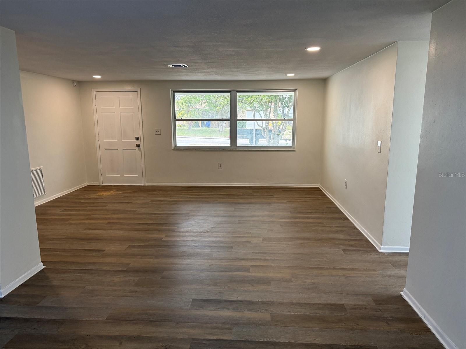 TANGLEWOOD TERRACE - Residential