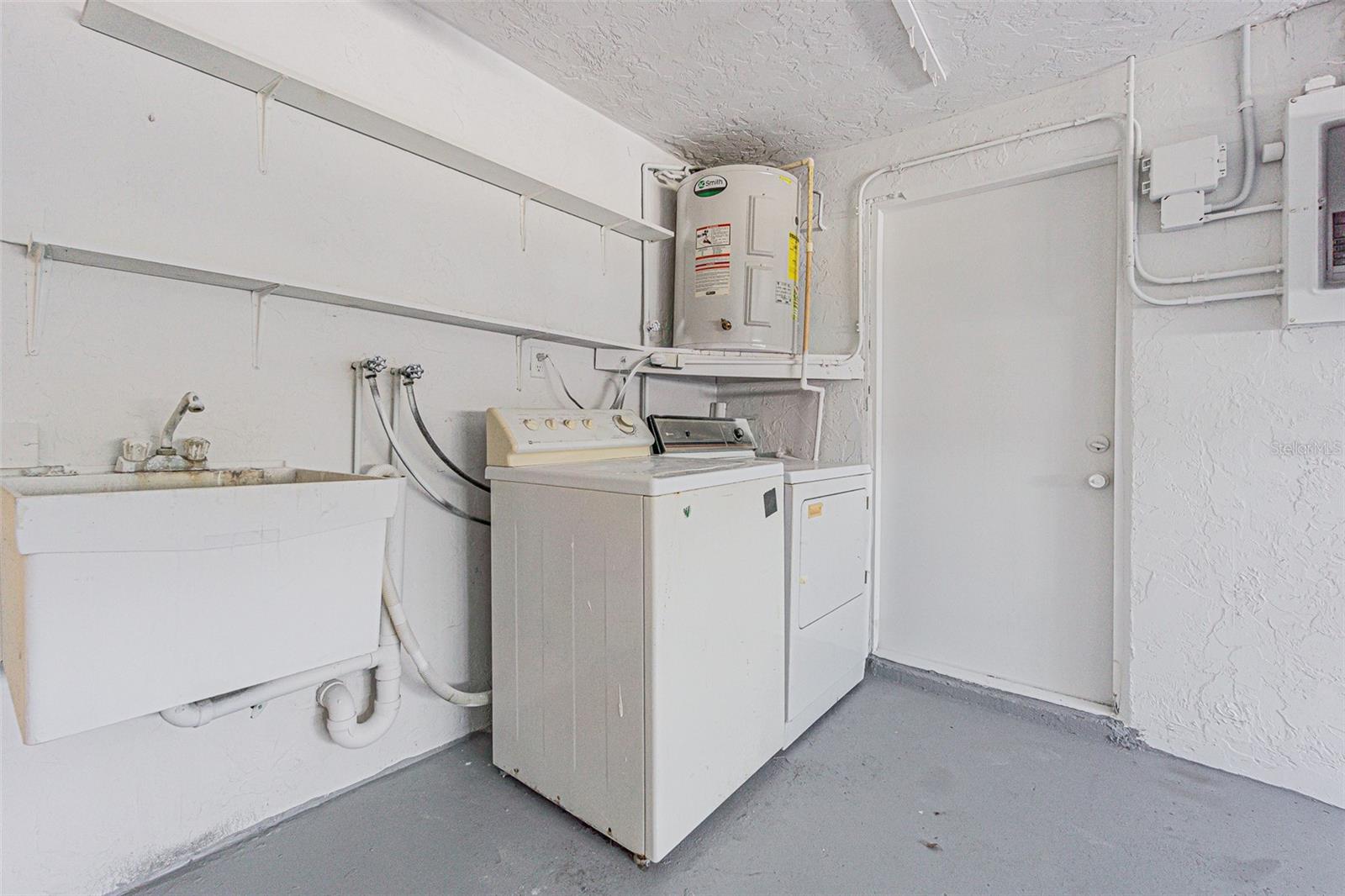 TANGLEWOOD TERRACE - Residential