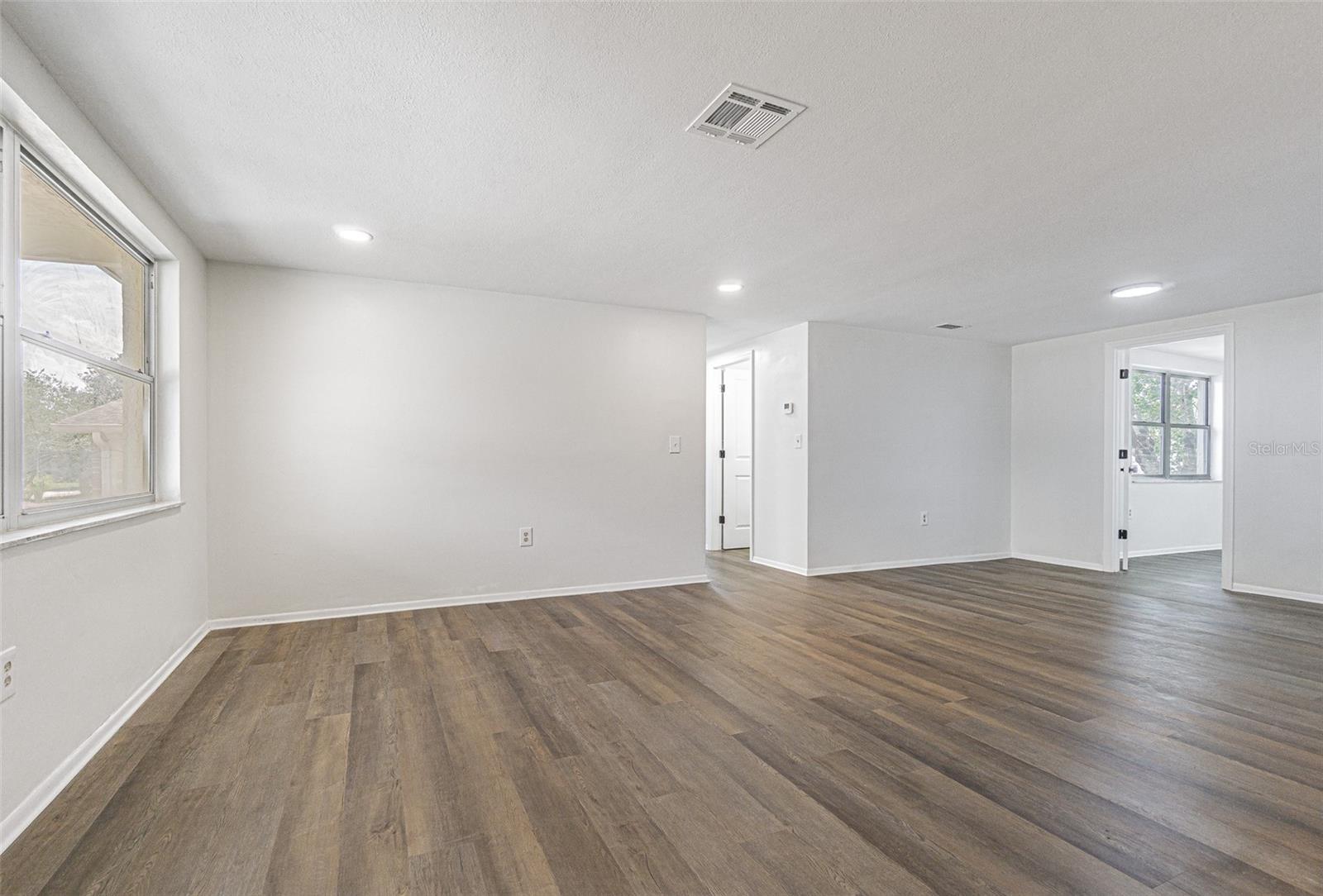 TANGLEWOOD TERRACE - Residential