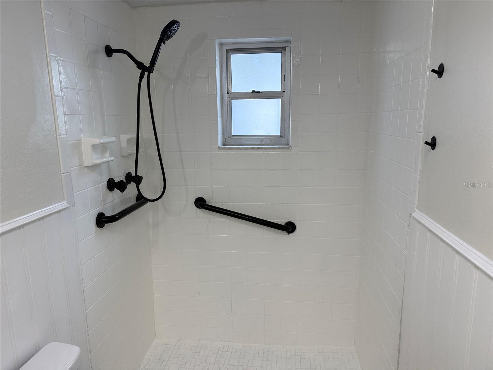 TANGLEWOOD TERRACE - Residential