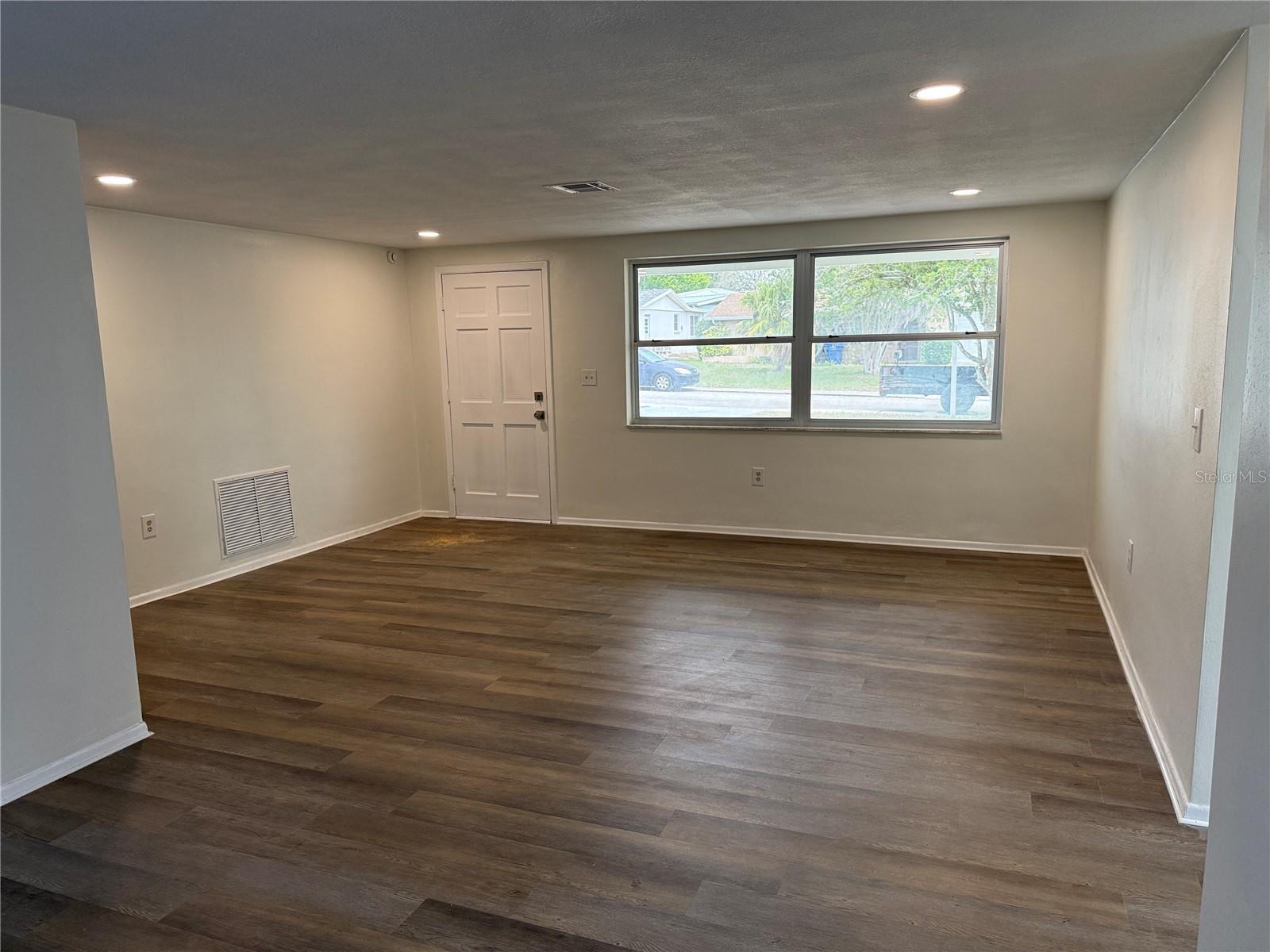 TANGLEWOOD TERRACE - Residential