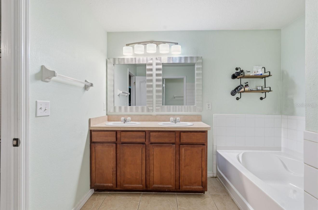 MIRA LAGO WEST PH 2B - Residential