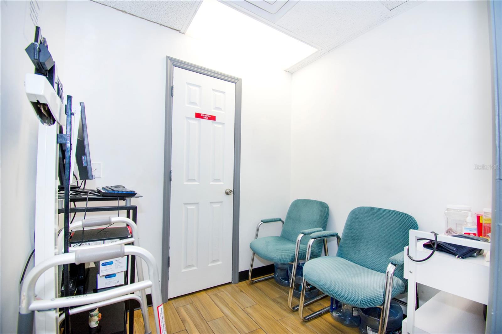 4710 MEDICAL ARTS CONDO - Commercial Sale
