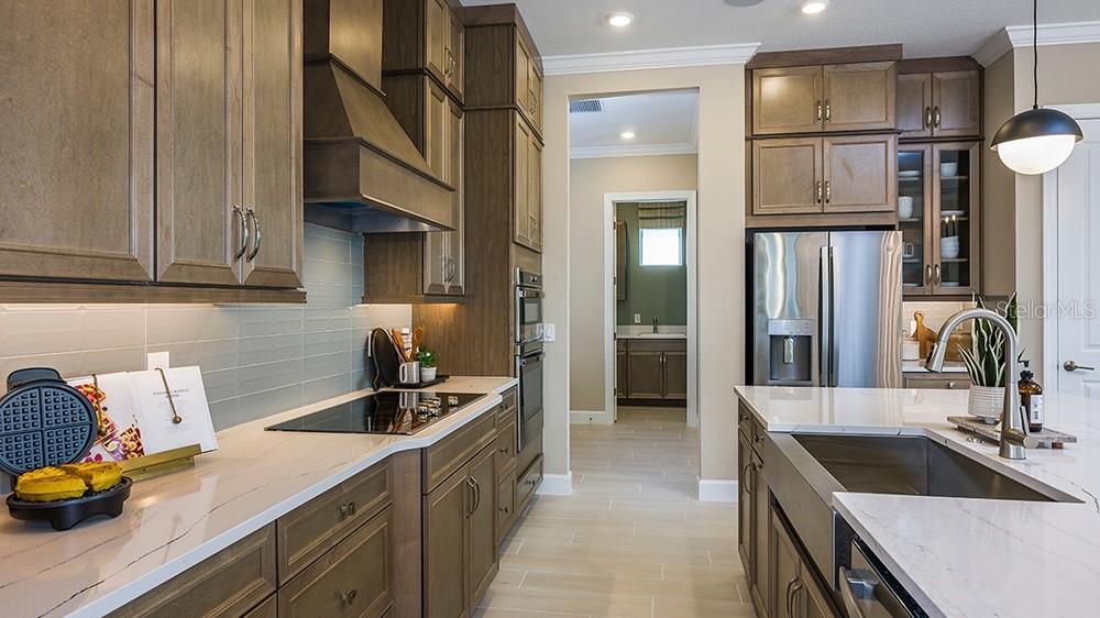 ESPLANADE AT MCKINNON GROVES - Residential