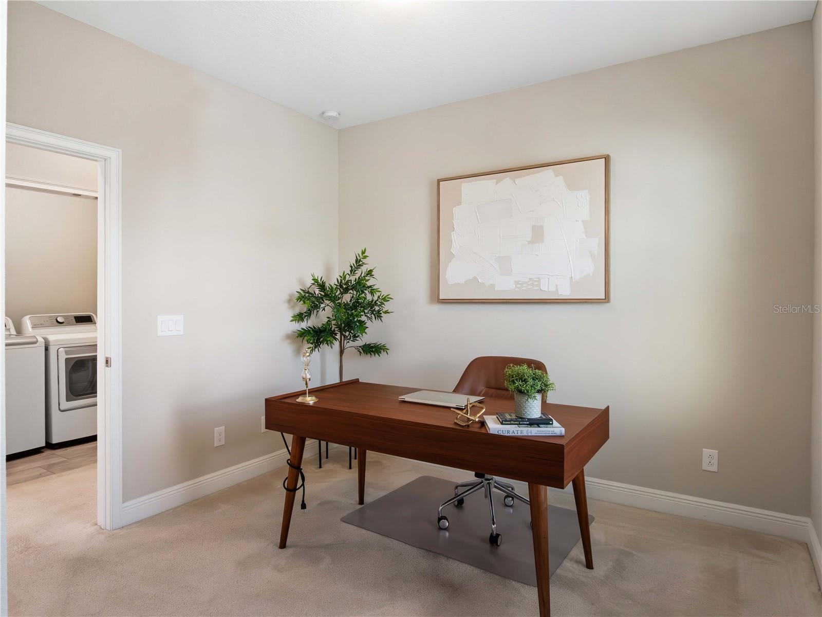 LAUREATE PARK NBRHD CENTER PH 1 - Residential