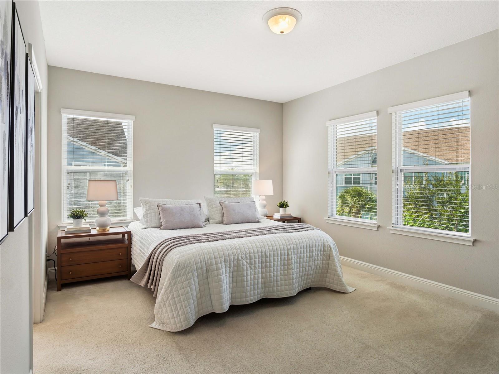 LAUREATE PARK NBRHD CENTER PH 1 - Residential