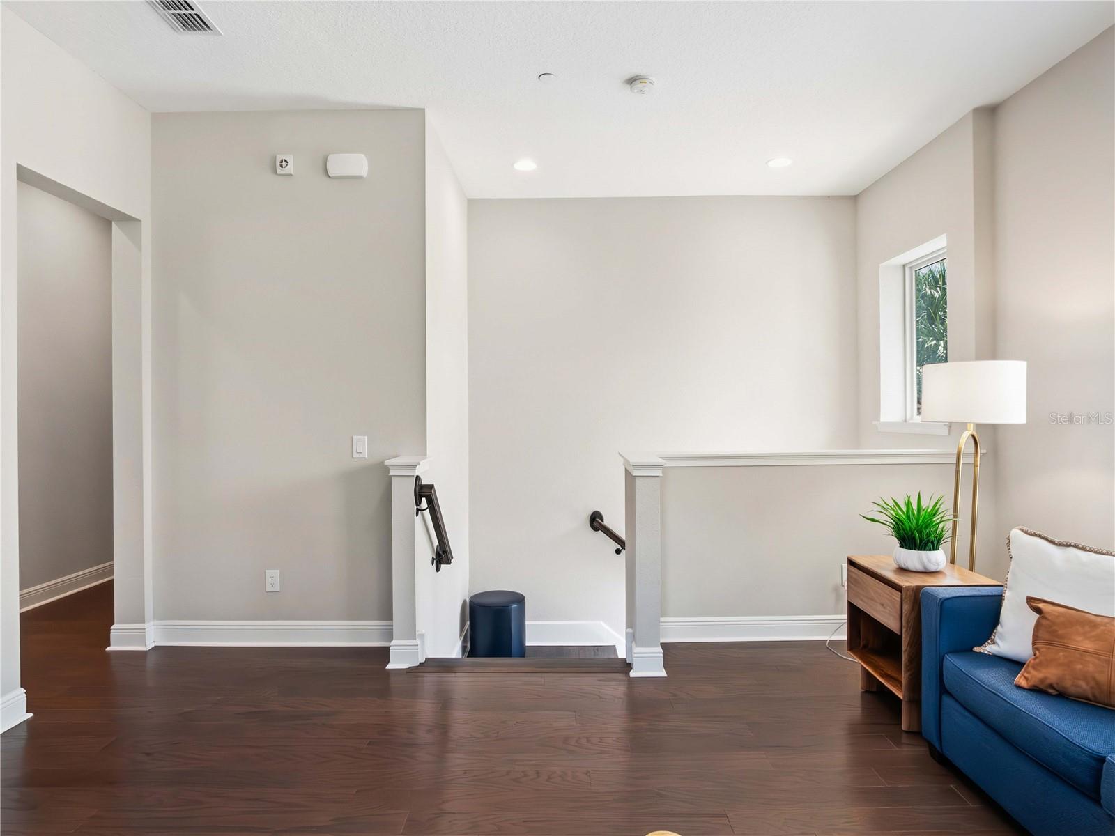 LAUREATE PARK NBRHD CENTER PH 1 - Residential