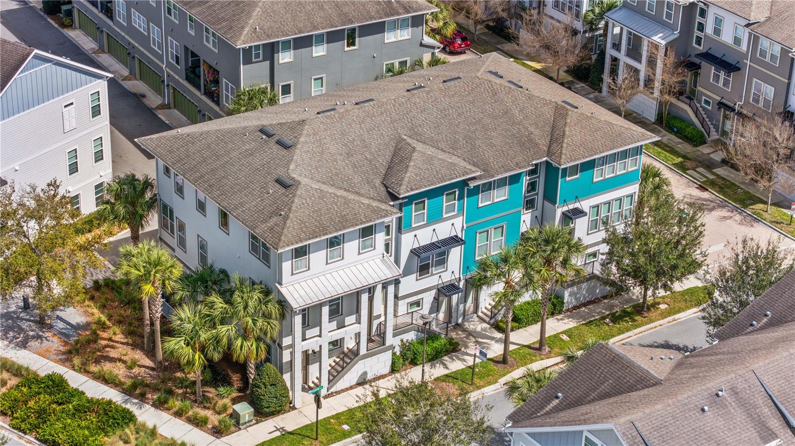 LAUREATE PARK NBRHD CENTER PH 1 - Residential