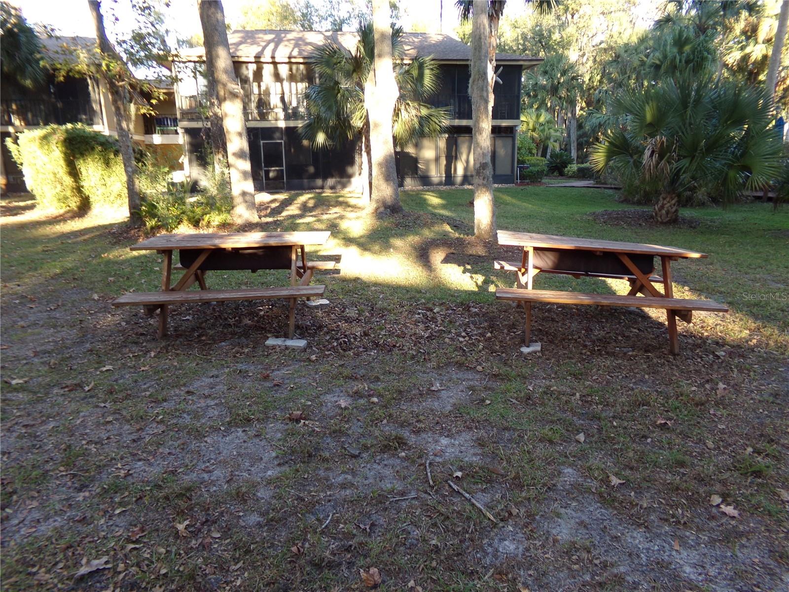 LAKESIDE CONDO APTS - Residential