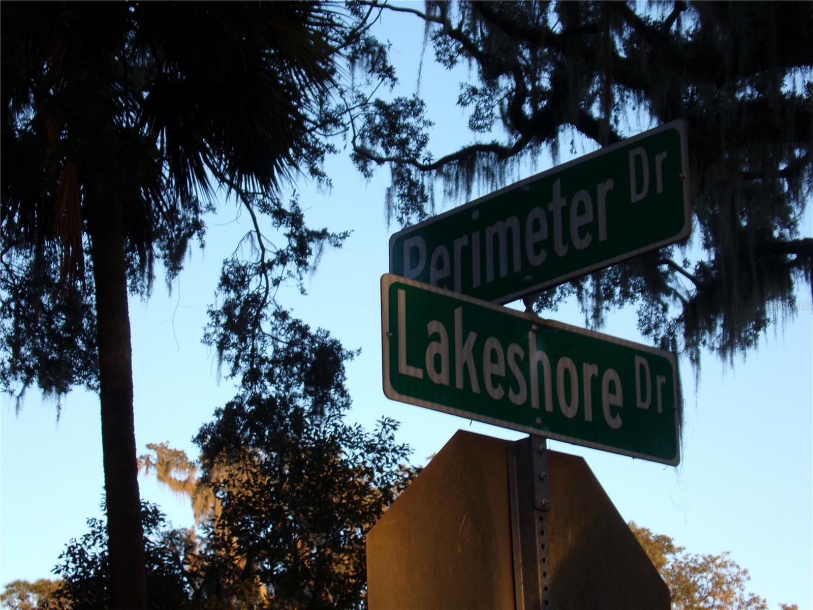 LAKESIDE CONDO APTS - Residential