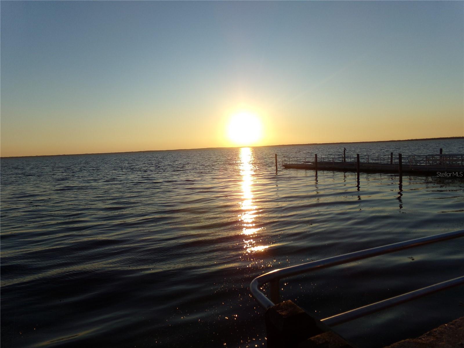 LAKESIDE CONDO APTS - Residential