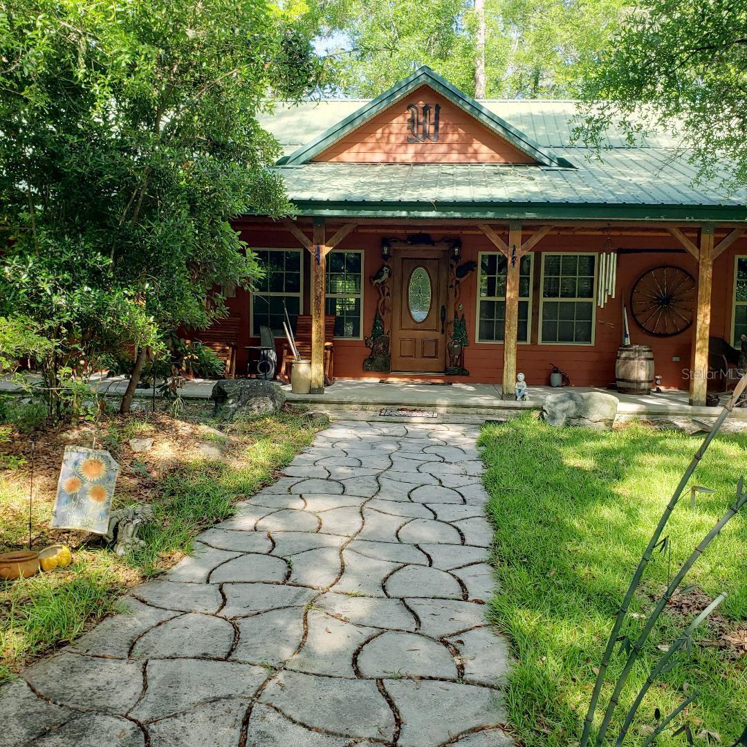 ICHETUCKNEE RIVER ESTATE - Residential