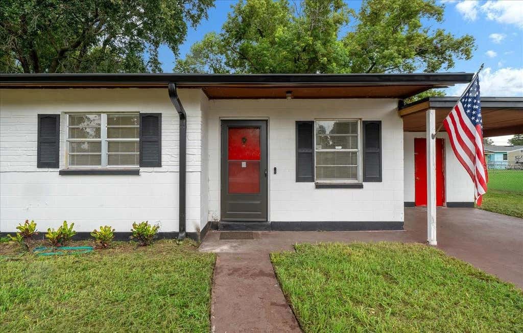 Photo of 1708 E Ohio Street, Plant City, FL 33563 (MLS # G5116051)