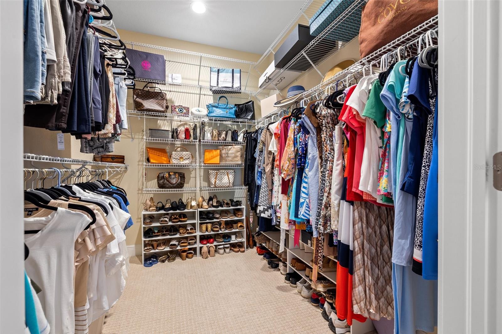 VILLAS AT DATE PALM - Residential