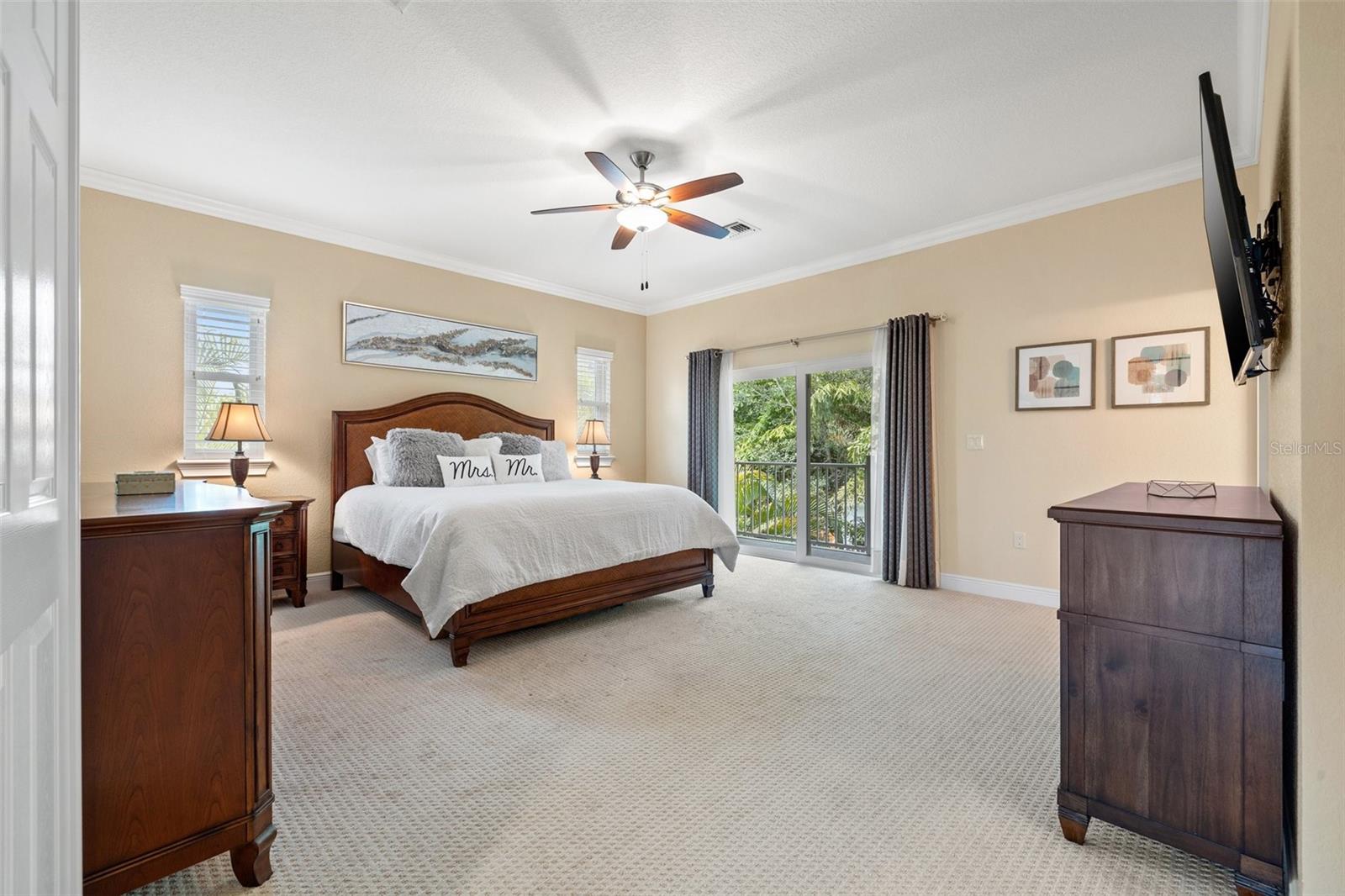 VILLAS AT DATE PALM - Residential