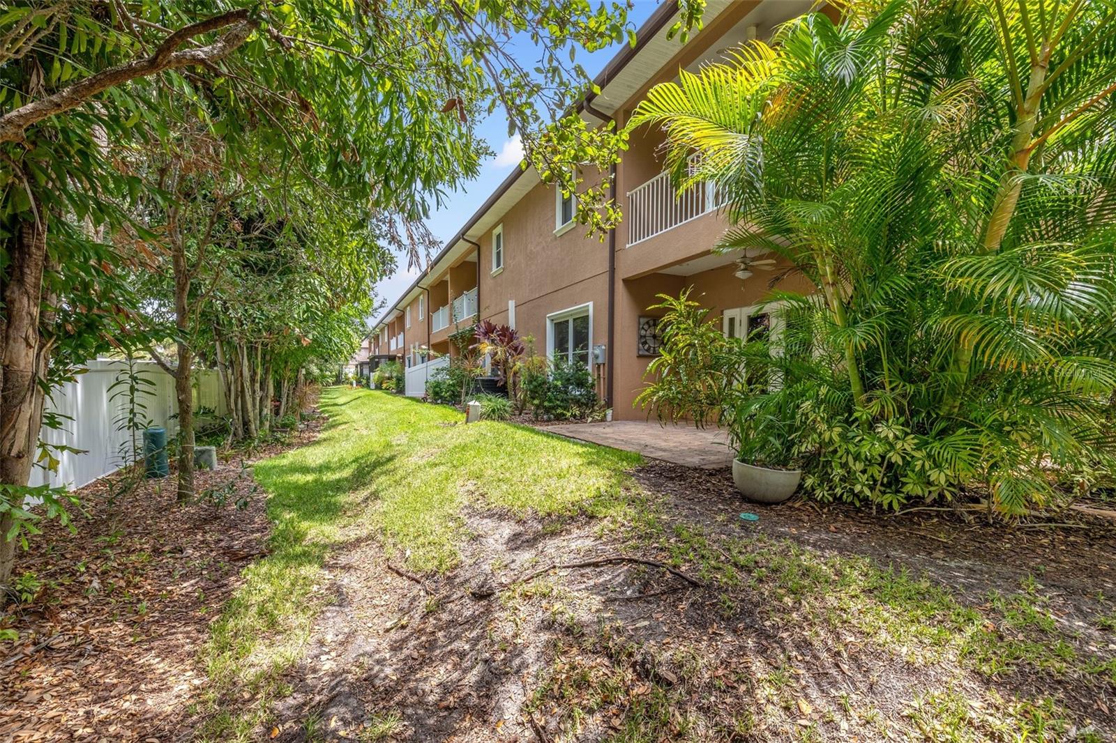 VILLAS AT DATE PALM - Residential